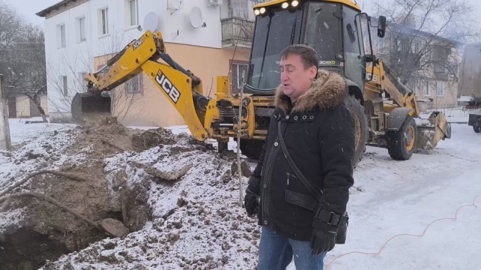 Александр Трудоношин: Всю неделю боремся с порывами водопровода по всему Акимовскому округу