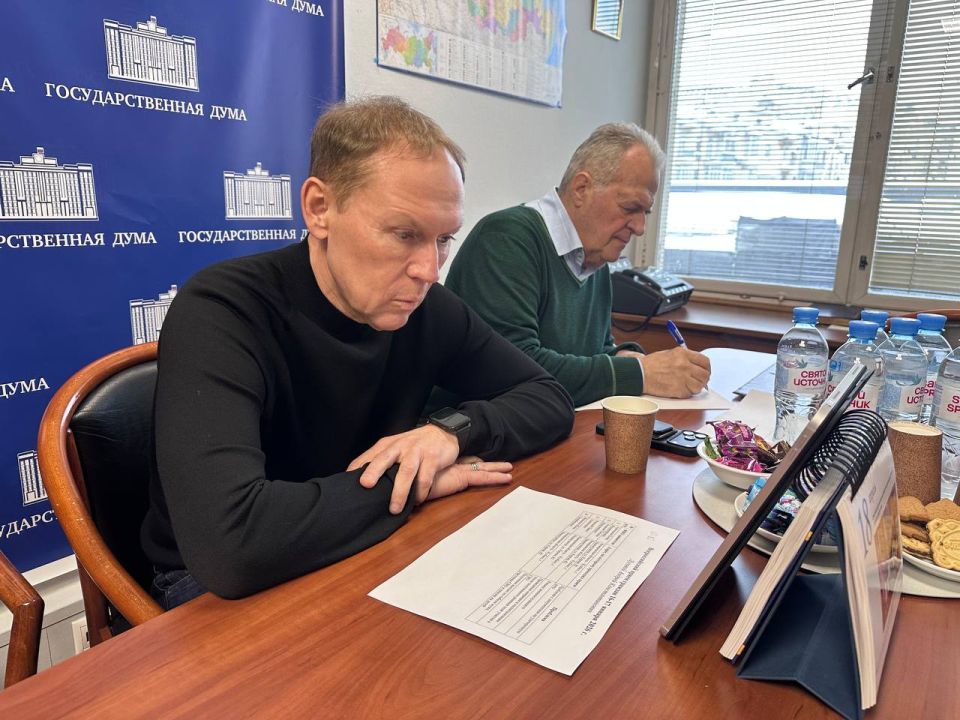 Андрей Луговой: Традиционную встречу по видеосвязи провел с жителями Запорожской и Кемеровской областей в рамках Всероссийского приёма граждан депутатами ЛДПР