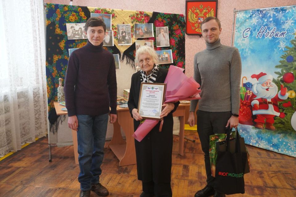 Бердянск чтит своих ветеранов культуры