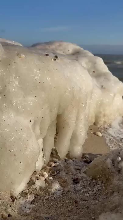 Доброе утро, друзья!. С Крещением! Милосердия, сострадания и доброты в сердцах! Веры в лучшее, силы духа и душевного спокойствия! Пусть понедельник будет удачным! И пусть сегодня все получается)) Подписывайтесь на: Max