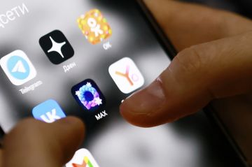 ����� ���������� MAX ����� ������������� � ������� � ���������� �������