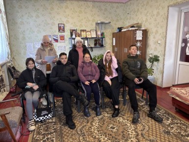 21.01.2026 Атманайский СДК провел беседу с просмотром видеоматериалов с подростками о вреде алкоголя: «Вред алкоголя. Взгляд изнутри»