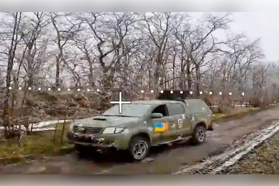 «Хамви» и броневики ВСУ горят в запорожских снегах: Операторы ВДВ находят и уничтожают технику противника