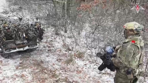 Материально-техническое обеспечение ВС РФ производит отбор граждан на воинские должности: