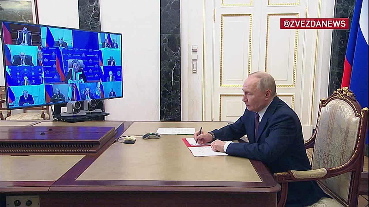 Путин заявил, что получил личное обращение Трампа с приглашением в "Совет мира"