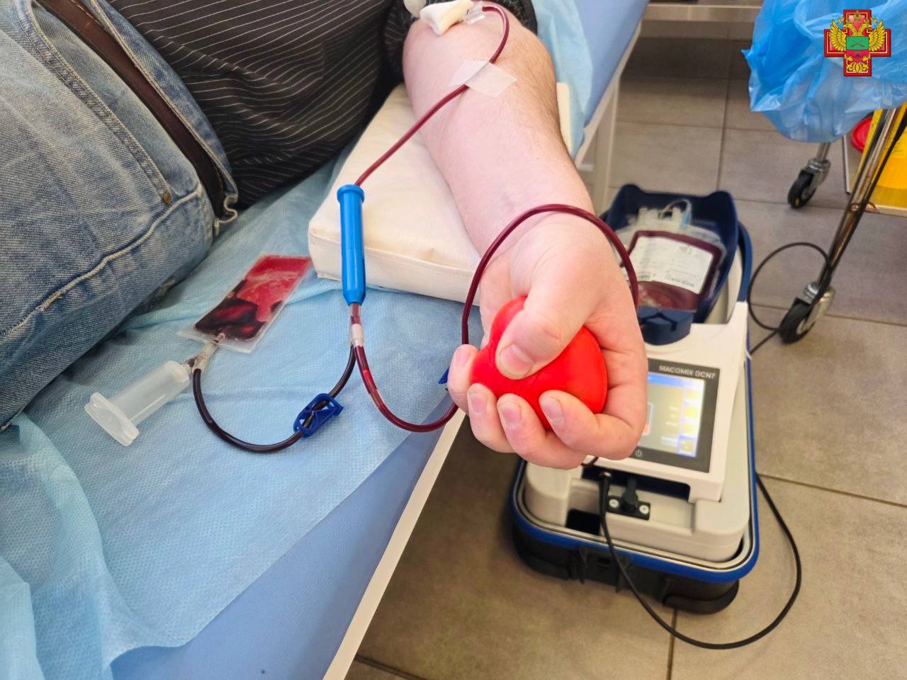 Мелитопольские врачи показали личный пример донорства