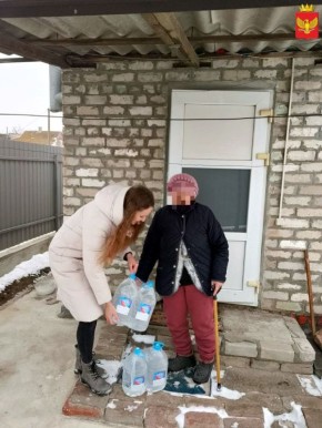 Сотрудники администрации Приморского муниципального округа совместно с социальным координатором филиала Государственного фонда поддержки участников Специальной военной операции "Защитники Отечества" по Запорожской области...