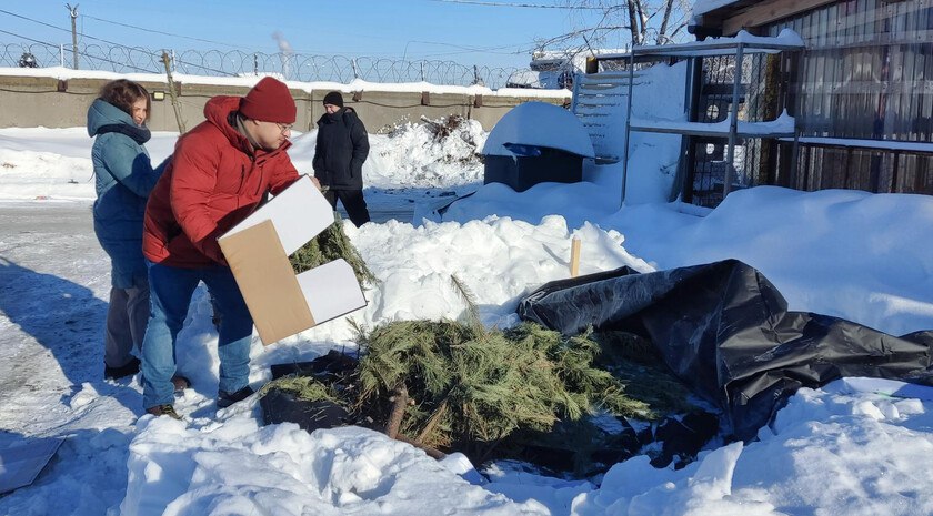 Новороссия и Донбасс приняли участие в проекте «Елковорот»