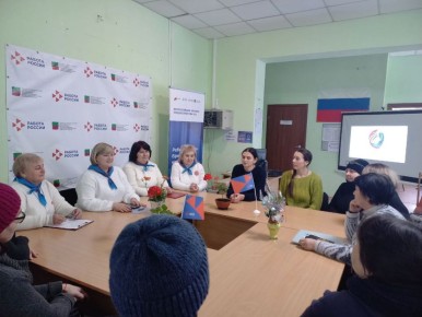 При поддержке партии «Единая Россия» в рамках партийного проекта «Женское движение Единой России» и совместно с депутатами Куйбышевского окружного Совета депутатов Мирошниченко Татьяной, Баранник Валентиной со специалистами...