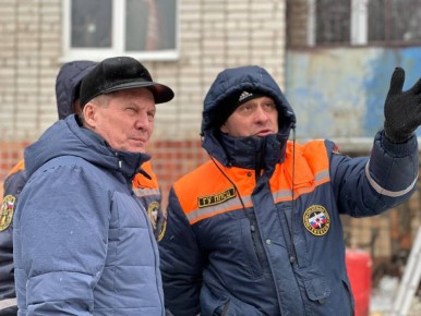 Наши специалисты аварийно-восстановительных бригад восстановили подачу тепла в одном из микрорайонов города Бердянска, в котором находится более 10 многоквартирных домов