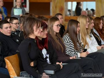 ������ ������������� ����. �������� ��������� ��������� � ����������� �������