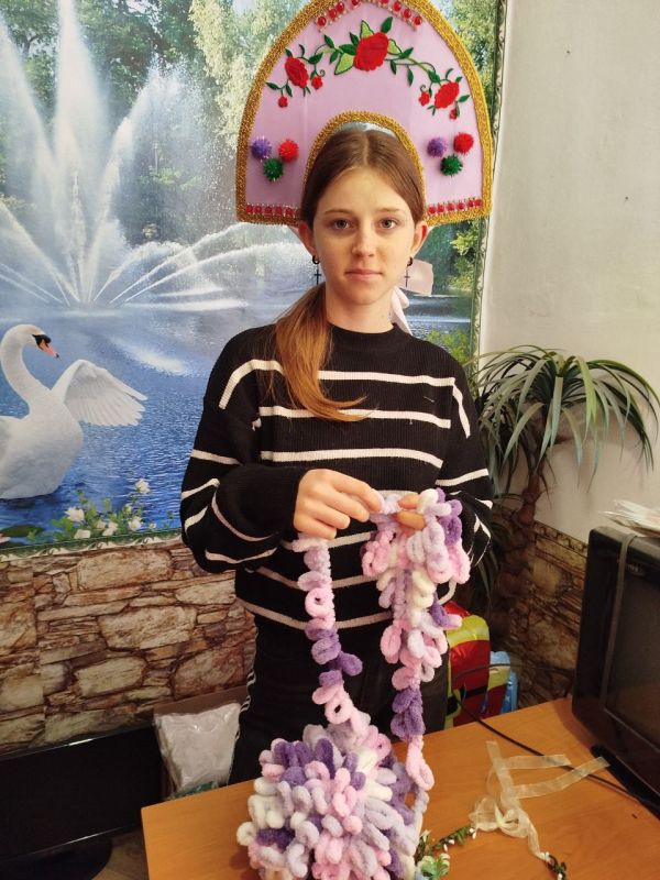 В рамках Дня Российского студенчества (Татьянин день) в СК с.Соленое состоялось необычное мероприятие - конкурс красоты "Танечкины чары"