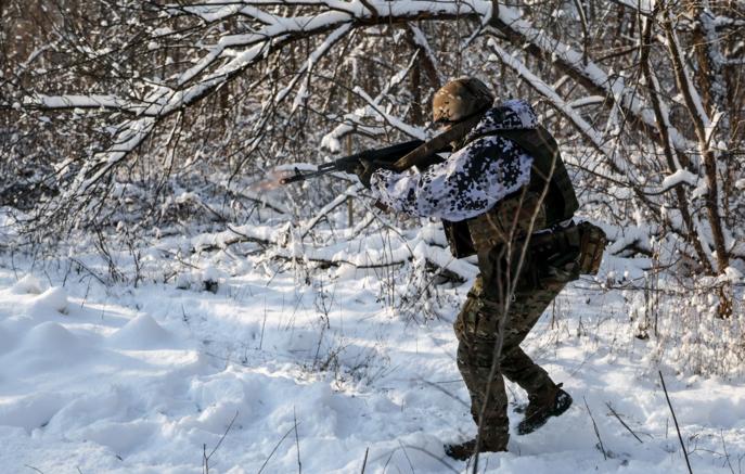 Пленный из ВСУ рассказал, как сотрудники ТЦК избивали для подписания контракта