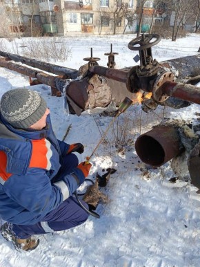 В Бердянске из-за обледенения теплотрасс без отопления остаются 32 дома