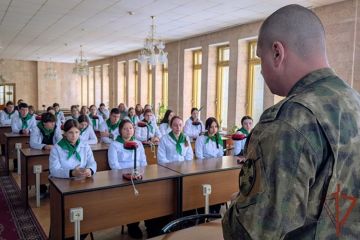 В Южном округе Росгвардии прошли мероприятия, посвященные годовщине полного освобождения Ленинграда от фашистской блокады