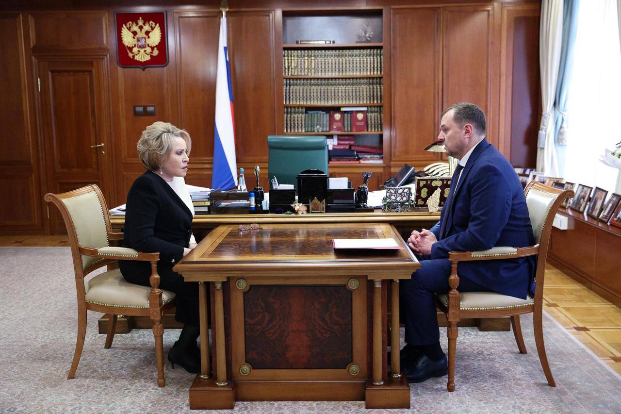 Евгений Балицкий: Провели рабочую встречу с Председателем Совета Федерации Валентиной Ивановной Матвиенко, где обсудили вопросы социально-экономического развития Запорожской области и итоги работы правительства региона за...