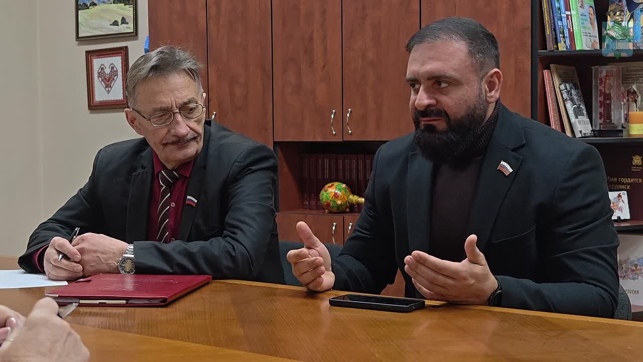 Развитие культуры и спорта: рабочая встреча с депутатами Законодательного Собрания