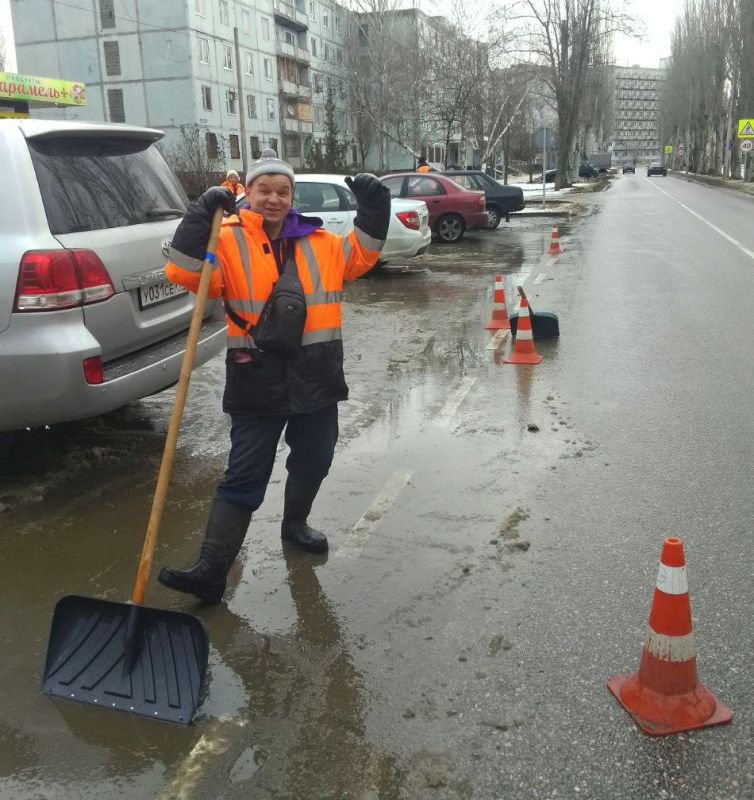 Максим Пухов: Энергодарские коммунальные службы продолжают работать в усиленном режиме и готовы реагировать на внештатные ситуации в связи с резким похолоданием в эти выходные дни