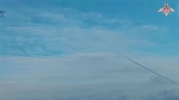 Надежная защита. Расчёты ЗРК «Бук» группировки «Восток» обнаружили и уничтожили малоразмерные высокоскоростные цели в Запорожской области