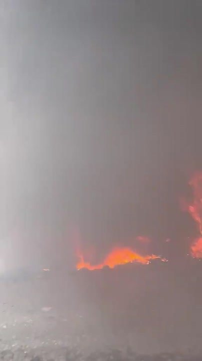 Наш дрон на оптоволокне нашел лазейку в антидроновом коридоре и лишил укровойнов очередного средства передвижения