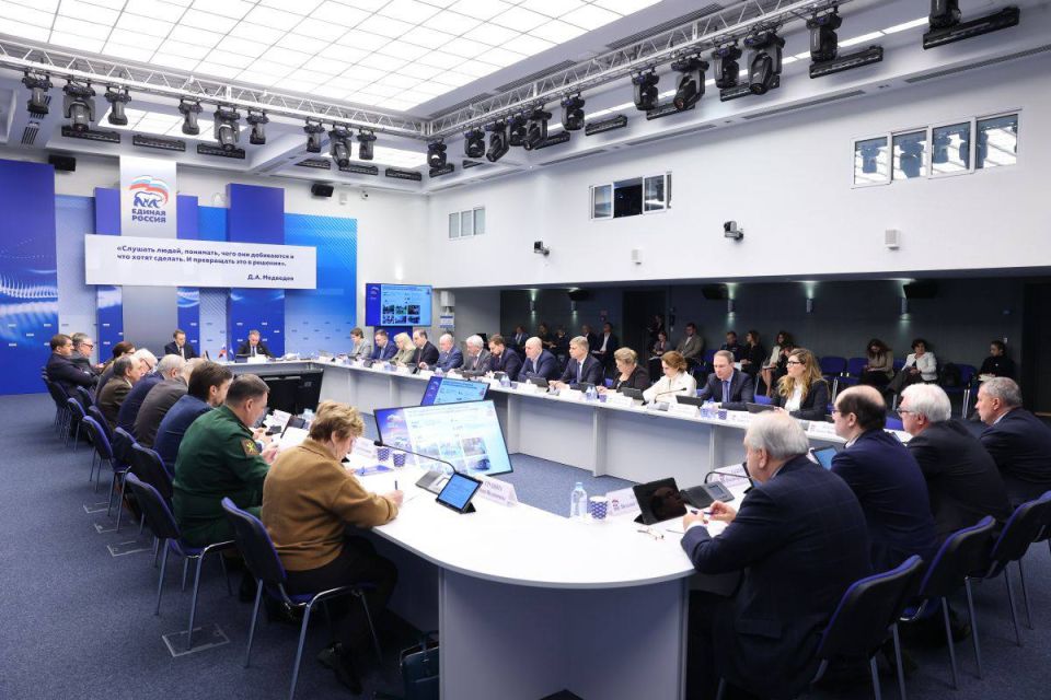 В преддверии 20-летия партпроекта Единая Россия намерена расширить активность «Исторической памяти» и анонсировала новые инициативы