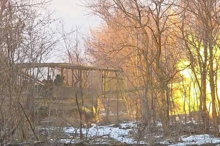 Блиндаж с боевиками ВСУ уничтожили танковым огнем в Запорожской области