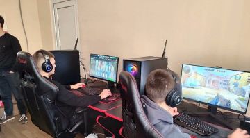 � ������������ ������ � 23 ������� ������� ������ �� Counter-Strike