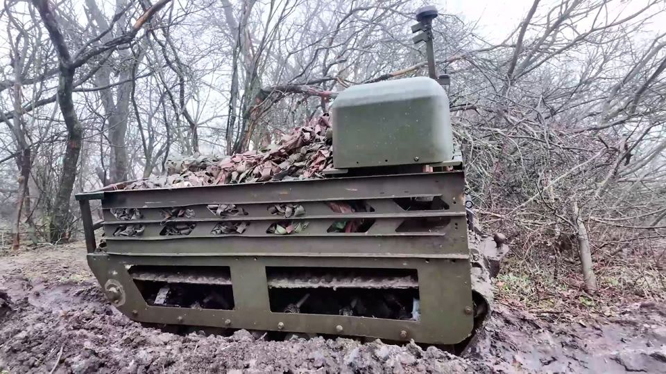 На Ореховском направлении для эвакуации раненого впервые использовали робота