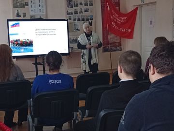 15 ������� 1989 ���� ��������� ������� ��������� ����� �������� ���������� �����������, �������� ������������ �����