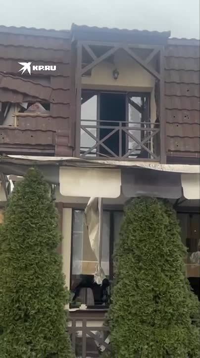 «Нацисты разбили любимую всеми пиццерию»: Глава Васильевки пообещала восстановить обстрелянное ВСУ заведение