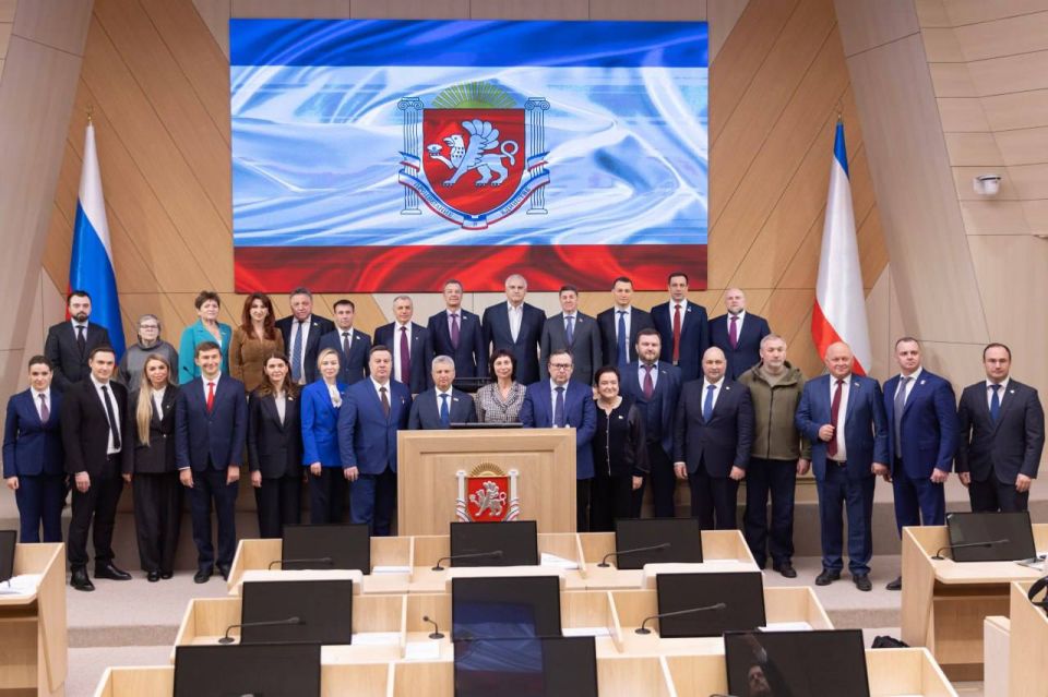 Виктор Емельяненко: Совместно с руководителями представительных органов муниципальных образований Запорожской области принял участие в работе расширенного Совета по интеграции воссоединённых субъектов РФ. Мероприятие прошло...