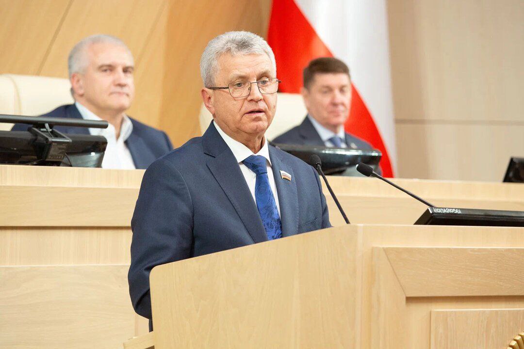 Виктор Емельяненко: Принял участие в расширенном заседании Совета по вопросам интеграции воссоединенных субъектов РФ в правовую и социально-экономическую системы России на тему «Интеграционные процессы в воссоединённых...