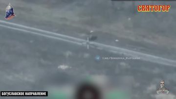 На связи. В видео — кадры работы расчетов БПЛА Западной группировки войск: