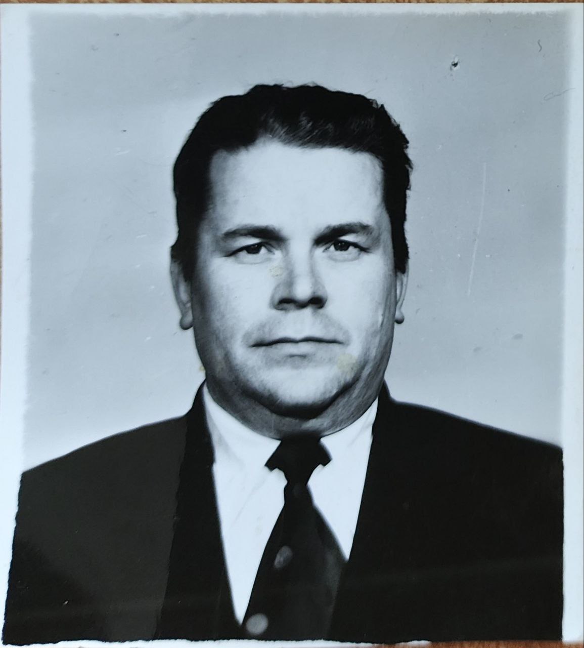 Нам пишут!. Сегодня исполняется 85 лет жителю пгт Михайловка Голубу Владимиру Григорьевичу