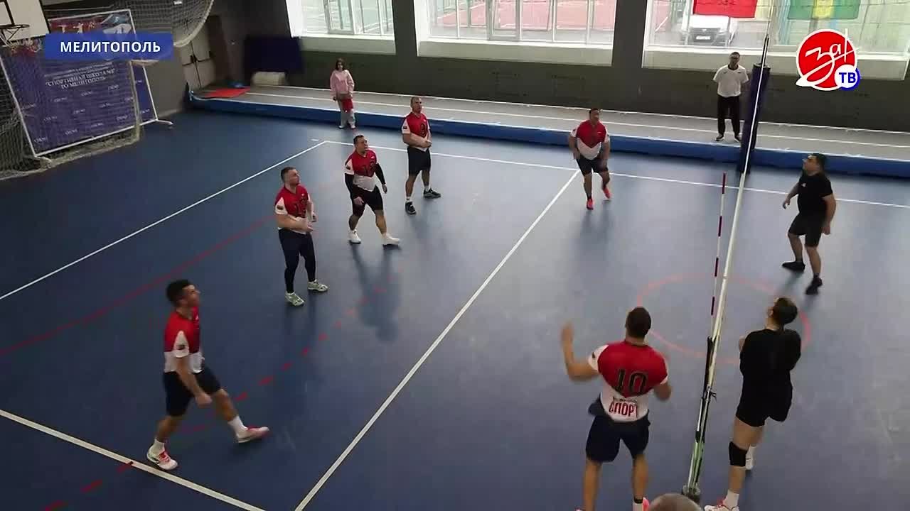 Началась волейбольная лига среди команд государственных и муниципальных учреждений Запорожской области