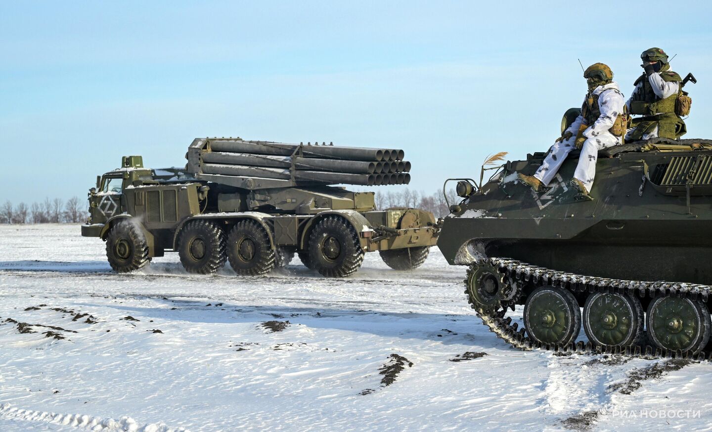 Артиллерия и БПЛА уничтожали укрытия ВСУ в Приморском