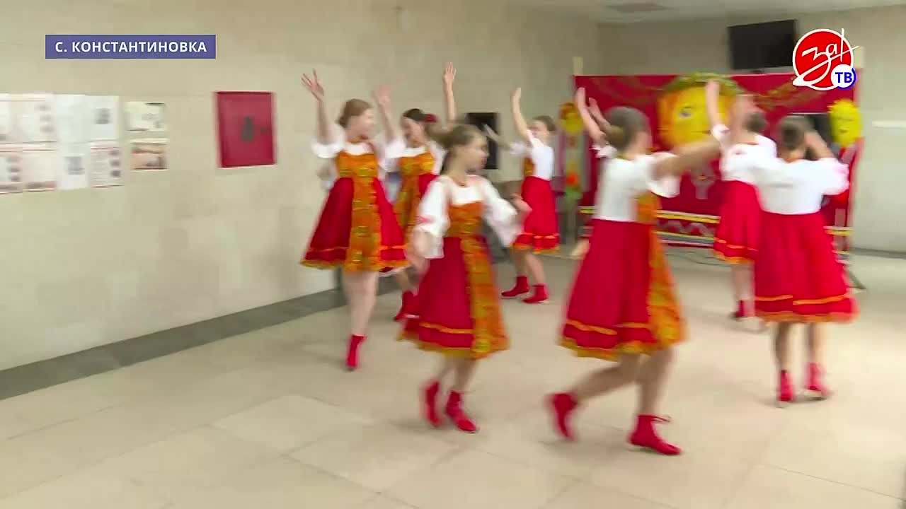 В константиновском Доме культуры к масленичной неделе подготовили яркое представление для детей