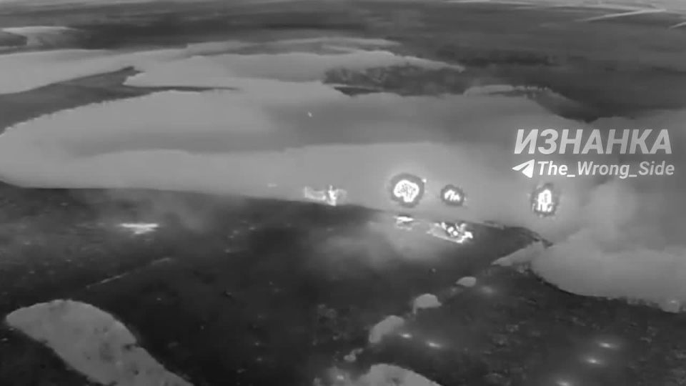 На кадрах нанесение удара с применением ТОС по опорному пункту 108 обр ТерО ВСУ в районе н.п. Гуляйпольское Запорожской области