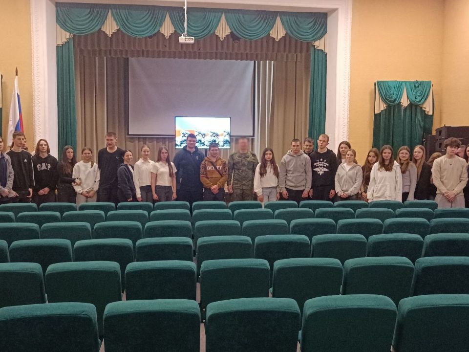 По случаю годовщины начала СВО для организаций «Марш» и «Юг молодой» проведен урок мужества