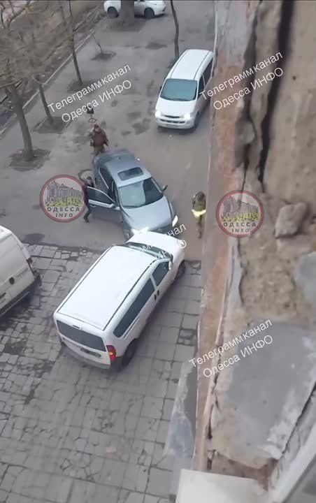 ���������� ���� ������� ����������� "���" � ��� "�������"