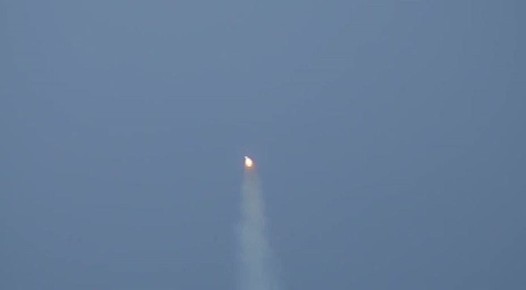 Иран опубликовал кадры запуска баллистических ракет по территории Израиля