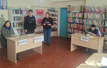 02.03.2026 в Волчанской сельской библиотеке совместно с сельским клубом прошла созидательная игра «Суд над наркотиками», направленная на профилактику вредных привычек среди молодёжи