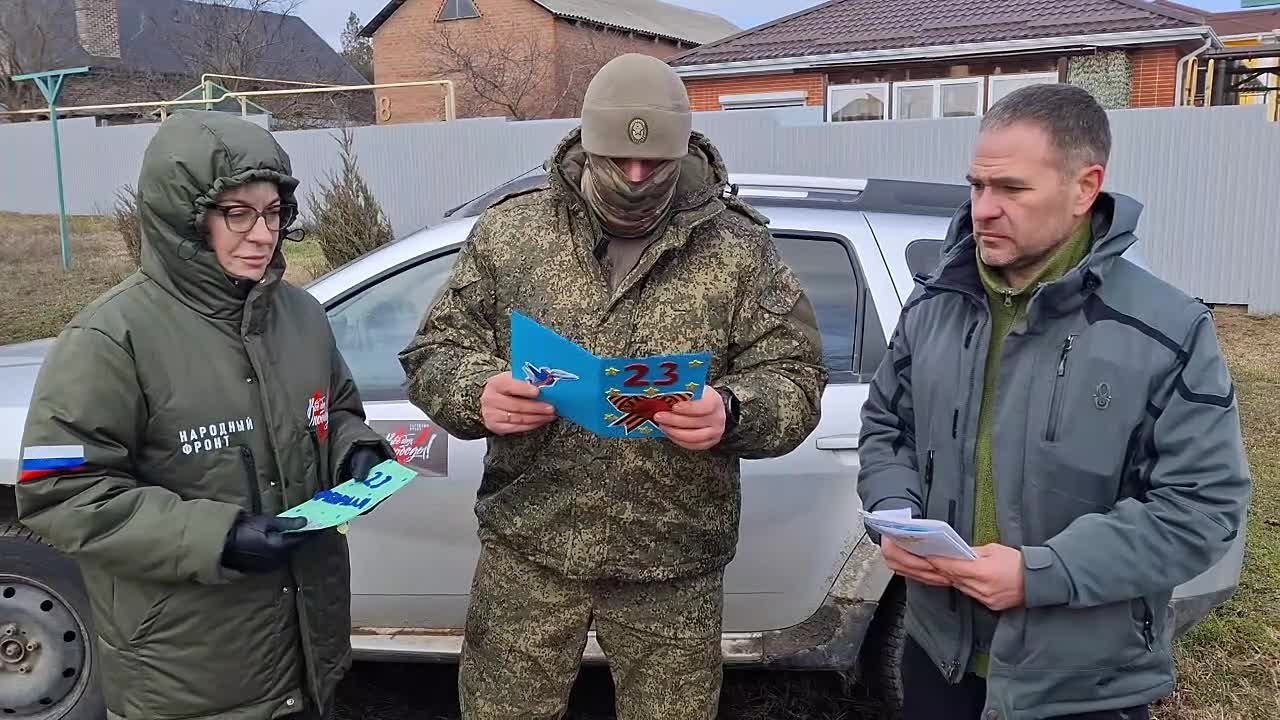 Согрели теплом: Детские письма с тамбовскими гостинцами дошли до бойцов запорожского направления