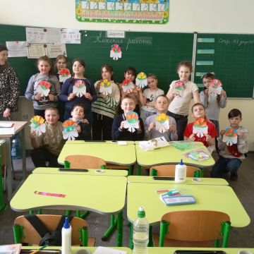 Подарок от сердца: мастеркласс „Открытка маме“