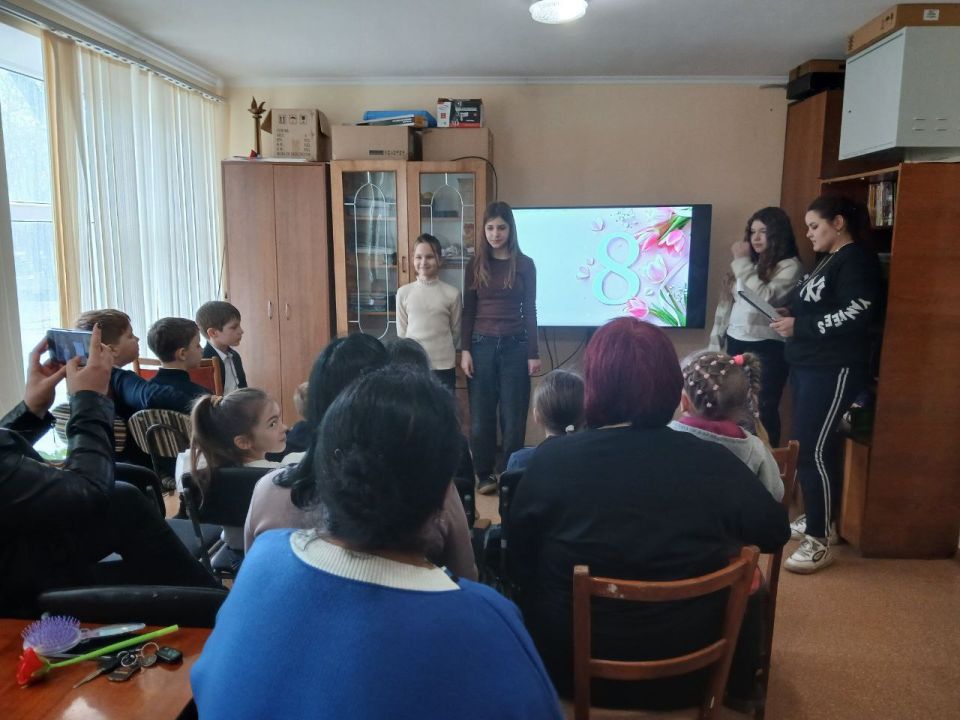 �����������-����������� ����������� �� ��� 8 �����