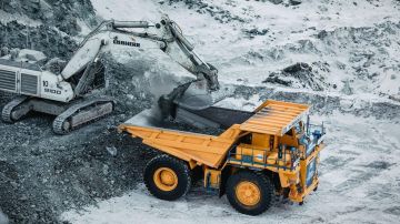 � ������ ������� ������� ������ ����� ������� � ����� 1990-� �����