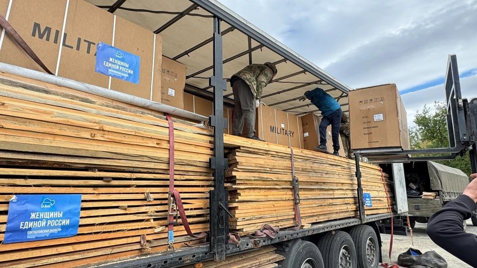 Людмила Бабушкина встретилась с уральскими бойцами в Запорожской области