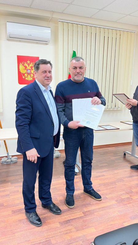 Сотрудники государственных и муниципальных унитарных предприятий Запорожской области отмечены благодарственными письмами Минстроя ЗО