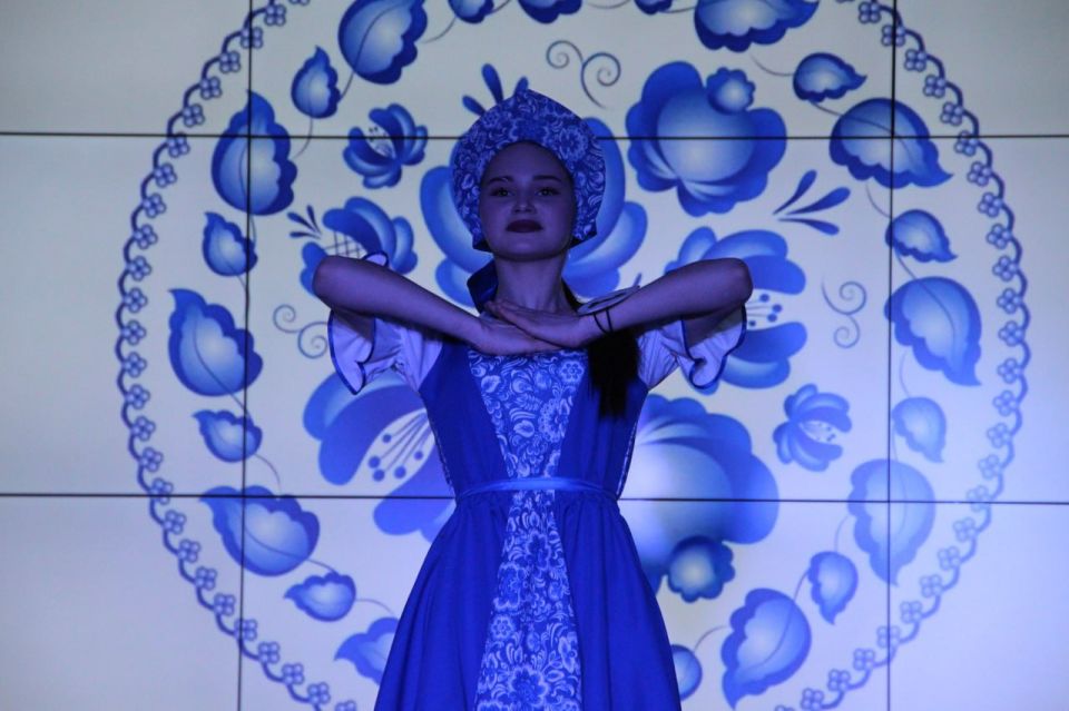 Конкурс красоты «Мисс колледж — 2026», посвященный Международному женскому дню, прошел в Мелитопольском колледже культуры и искусств