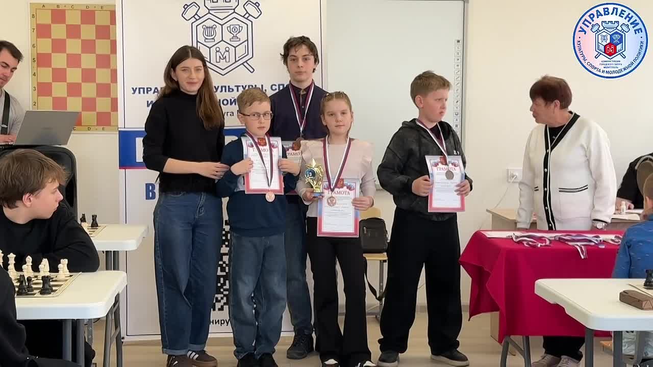 В Мелитополе состоялось открытое первенство по шахматам среди школьников «Белая ладья»